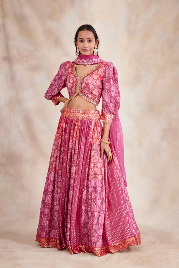 Glamorous Wedding Destinations: Dressing The Bride For Every Occasion -  KALKI Fashion Blog