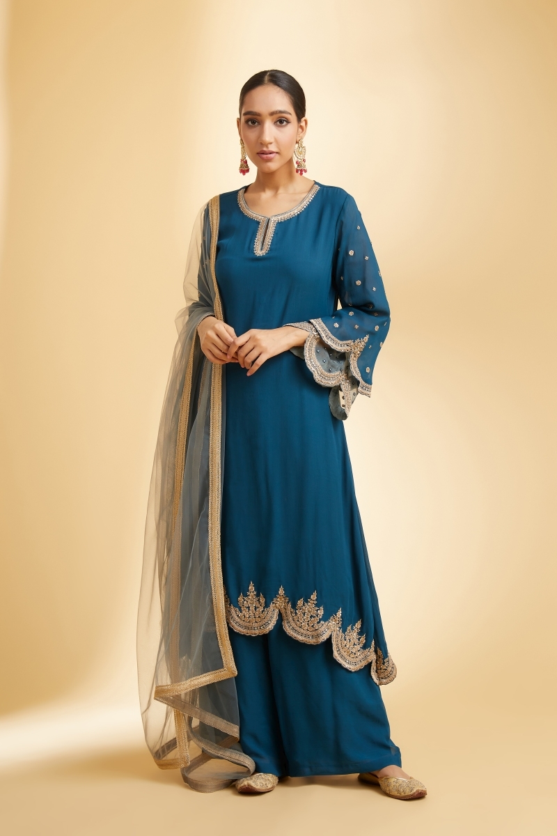 Buy Peacock Blue Anarkali Suit With Weaved Floral Buttis And Carmine Red  Banarasi Dupatta Online - Kalki Fashion