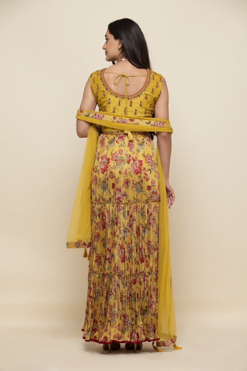 Amaltas Couture's Urwah Mirror Anarkali Green Suit - Rent