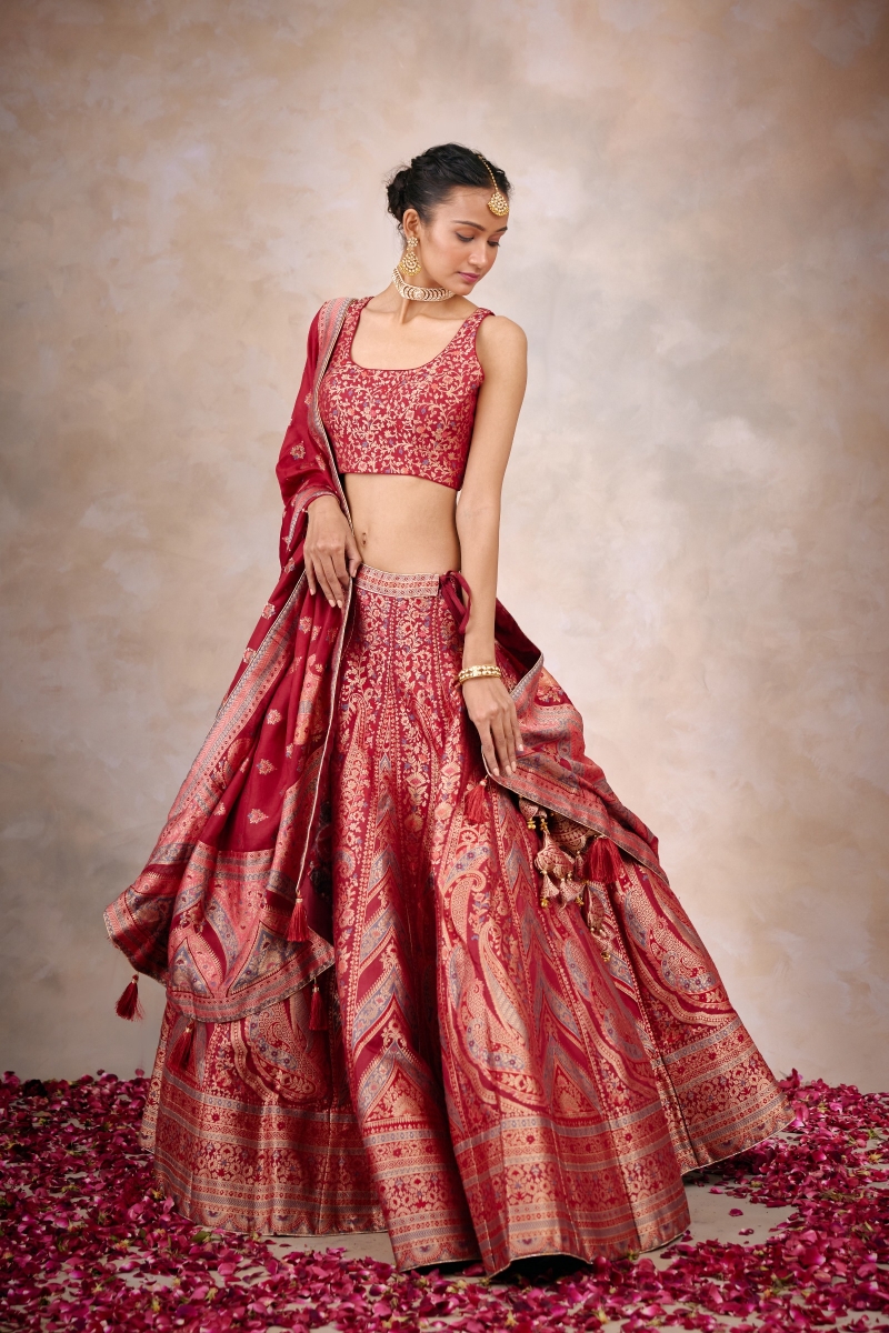 Buy Turquoise Banarasi Silk Embroidered Umbrella Lehenga Wedding Wear  Online at Best Price | Cbazaar