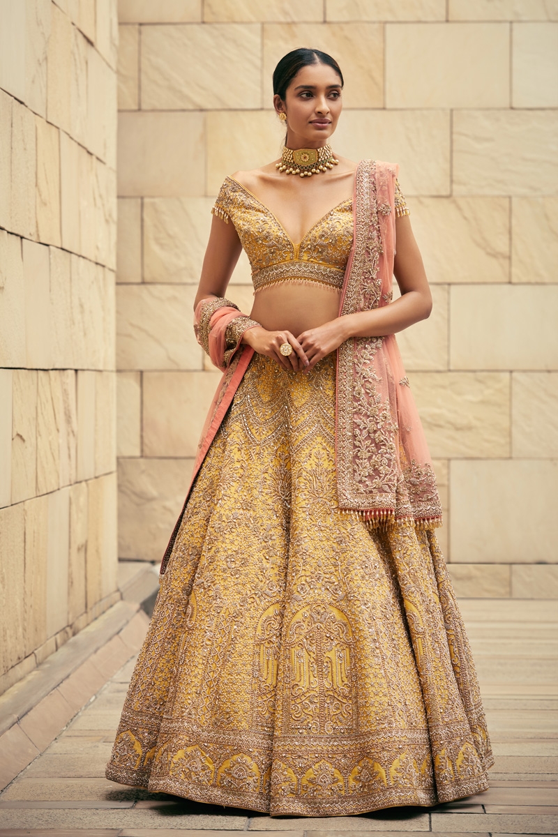 Net Fabric Wedding Lehenga Choli Yellow Colour.