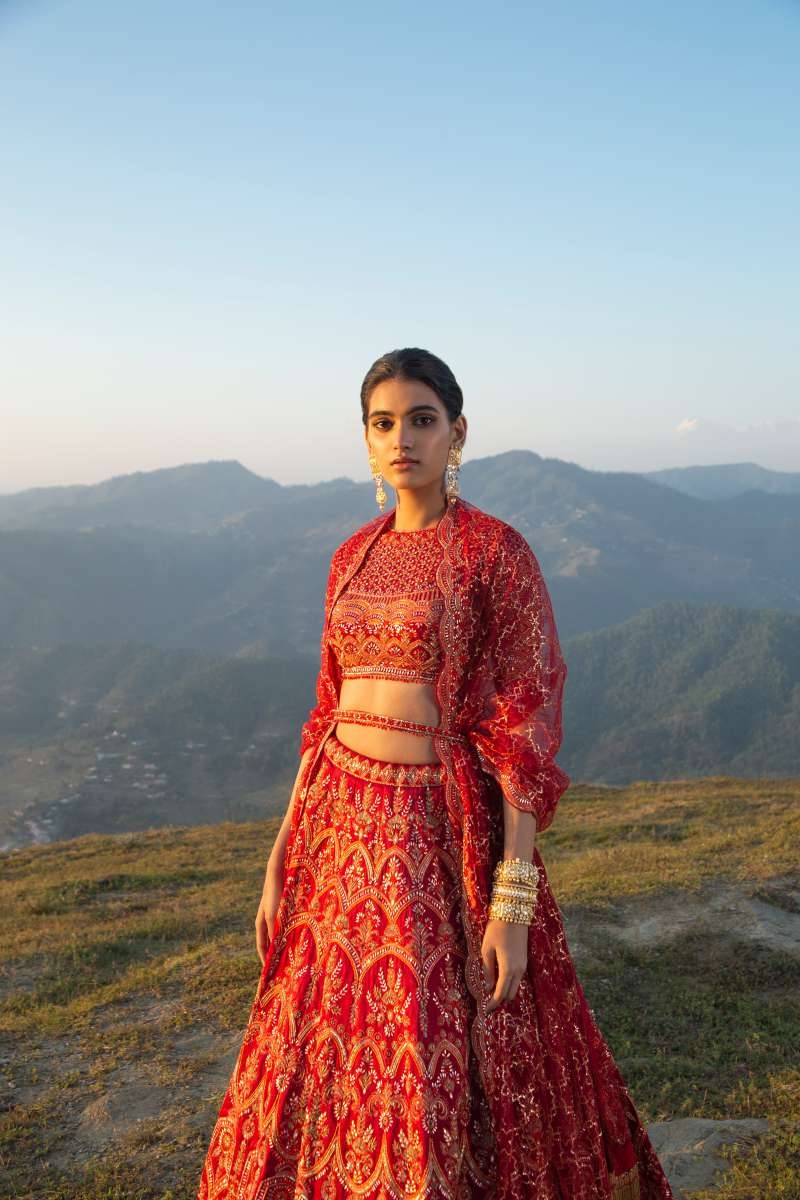 Tere Bin's Yumna and Wahaj exude the ethnic Pakistani fashion | Times of  India