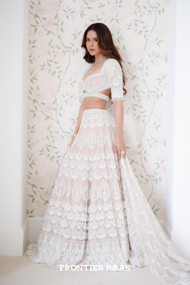 Buy Designer Lehengas Inspired by Celebrities to Bring Out Your Inner  Fashionista - Ethnic Plus